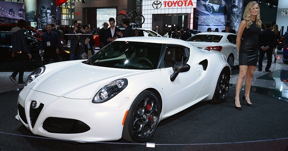 Alfa Romeo 4C - Newspress