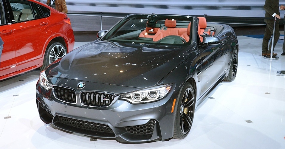 BMW M4 Convertible - Newspress