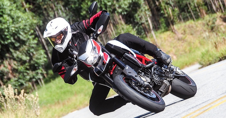 Ducati Hypermotard SP - Doni Castilho/Infomoto