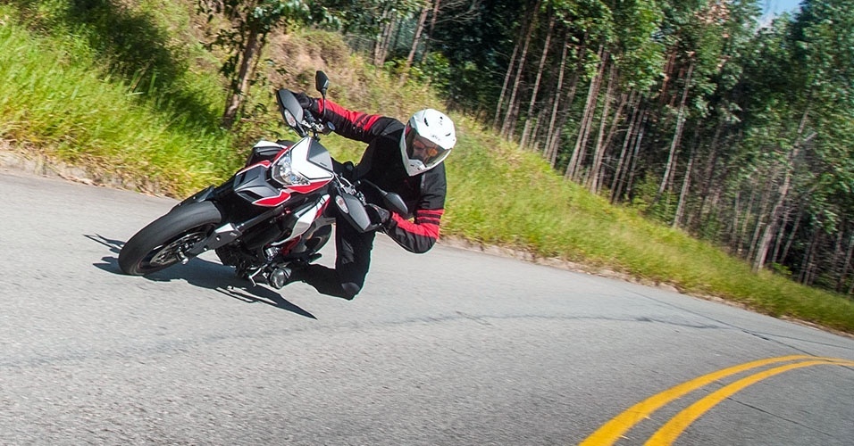 Ducati Hypermotard SP - Doni Castilho/Infomoto