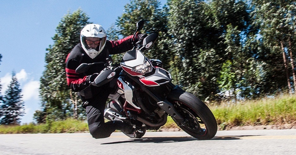 Ducati Hypermotard SP - Doni Castilho/Infomoto