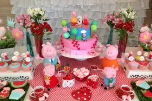 Mesa de aniversário decorado tema princesa - bolo