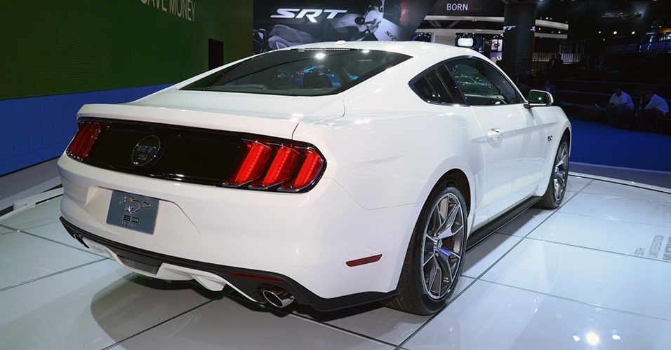 Ford Mustang 50 Year Limited Edition - Newspress