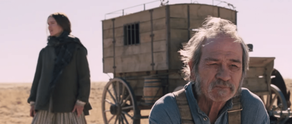 Hilary Swank e Tommy Lee Jones em cena de "The Homesman" - Reprodução