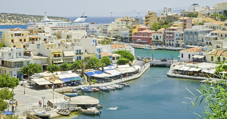 Porto de Agios Nikolaos, na Grécia