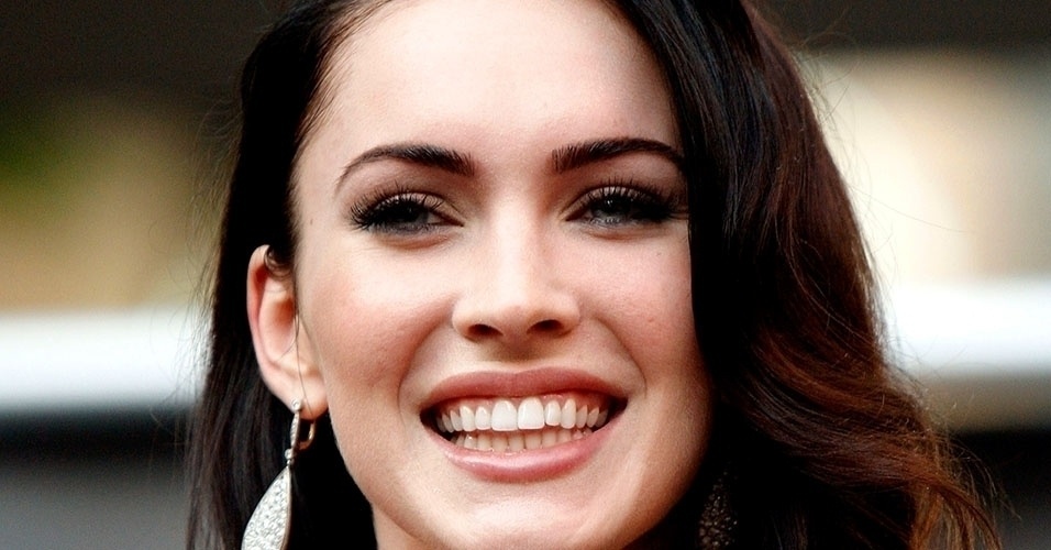 Se já não bastasse Megan Fox chamar a atenção pelos olhos e o corpo, a boca também soma a sua beleza