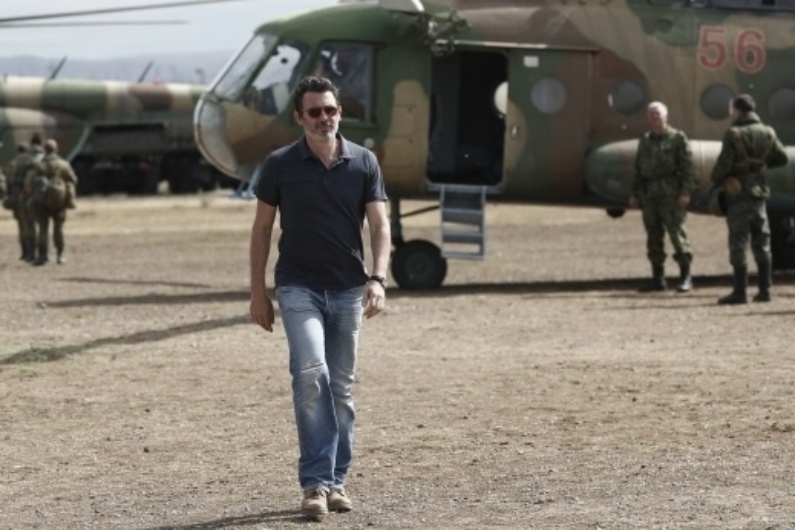 "The Search", do cineasta francês Michel Hazanavicius, conta a história de uma mulher que trabalha em uma ONG e forma uma relação especial com um menino devastado pela guerra da Chechênia. No elenco, estão as atrizes Annette Bening e Bérénice Bejo - Divulgação