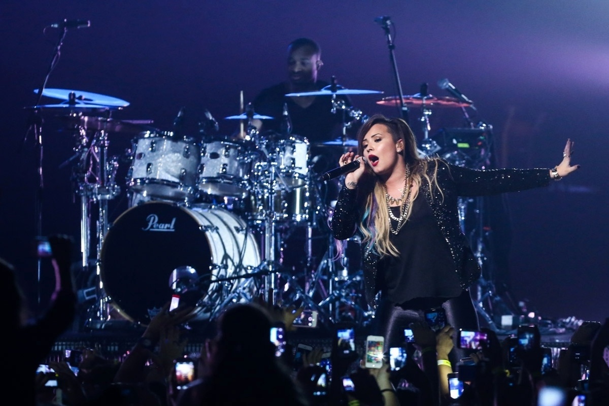 22.abr.2014 - A cantora e atriz americana Demi Lovato se apresenta no Citibank Hall em São Paulo - Manuela Scarpa/Photo Rio News