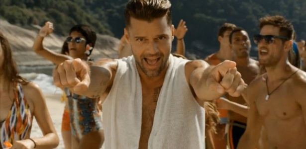 Ricky Martin no clipe de "Vida" - Reprodução