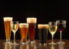 Cervejas artesanais podem ser servidas na festa de casamento - Getty Images