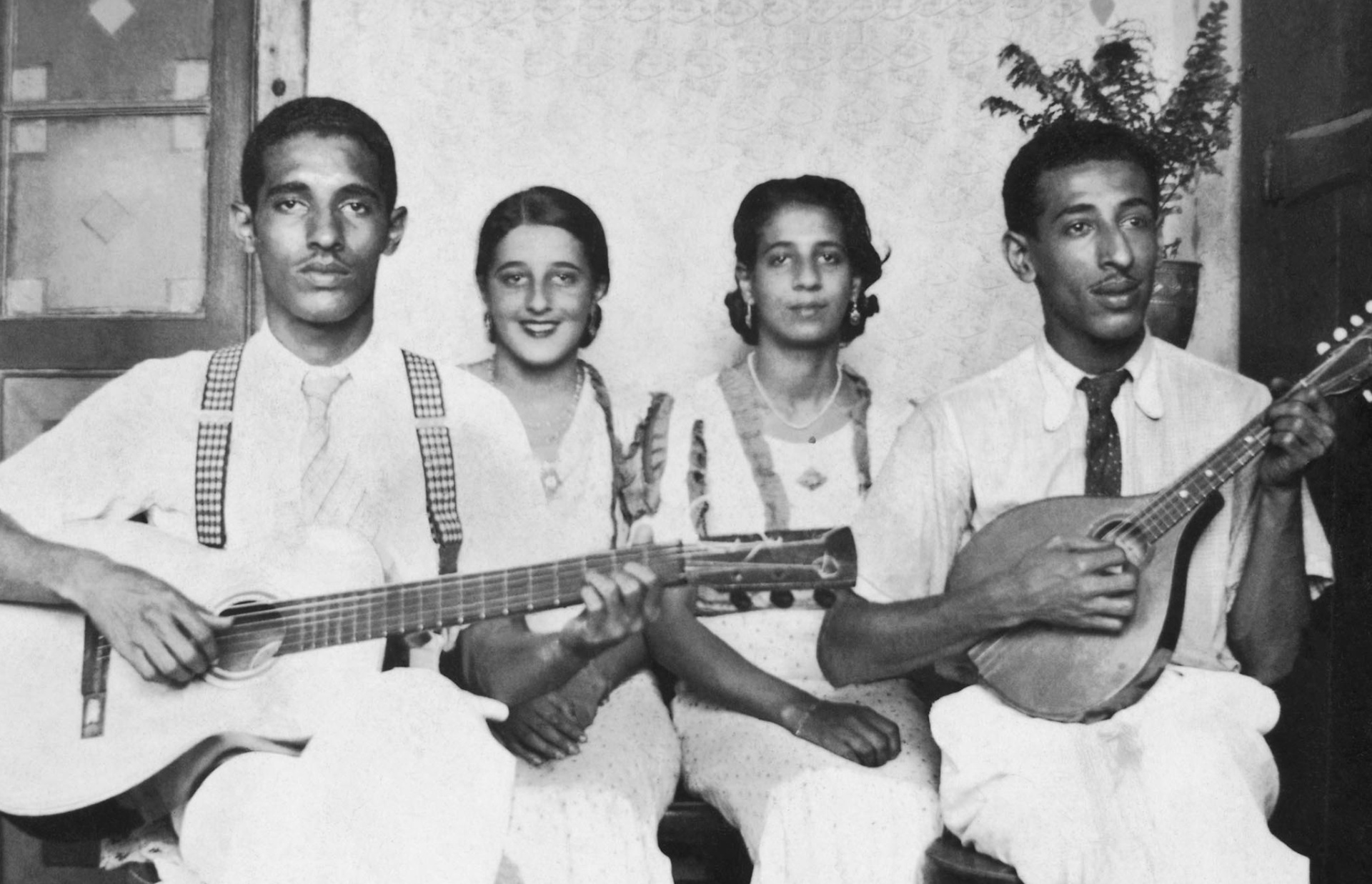 "O Mar e O Tempo", biografia que comemora o centenário de Dorival Caymmi - Editora 34/Divulgação