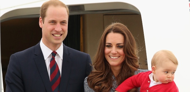 Kate Middleton, o príncipe William e o filho do casal, o príncipe George 