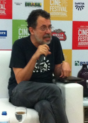 O cineasta Jorge Furtado fala sobre seu documentário "O Mercado de Notícias" no Cine PE - Carlos Minuano/UOL