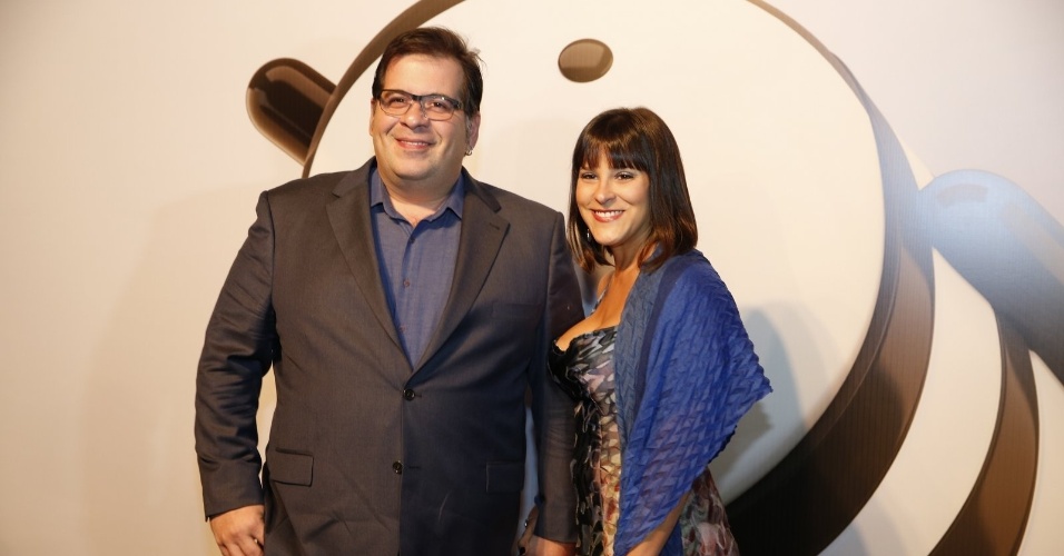 29.abr.2014 - Leandro Hassum e a mulher, Karina Gomes Ramos, na festa de lançamento da novela "Geração Brasil", no Circo Voador, no Rio de Janeiro