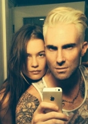 Adam Levine vai se casar no dia 19 de julho com a modelo Behati Prinsloo