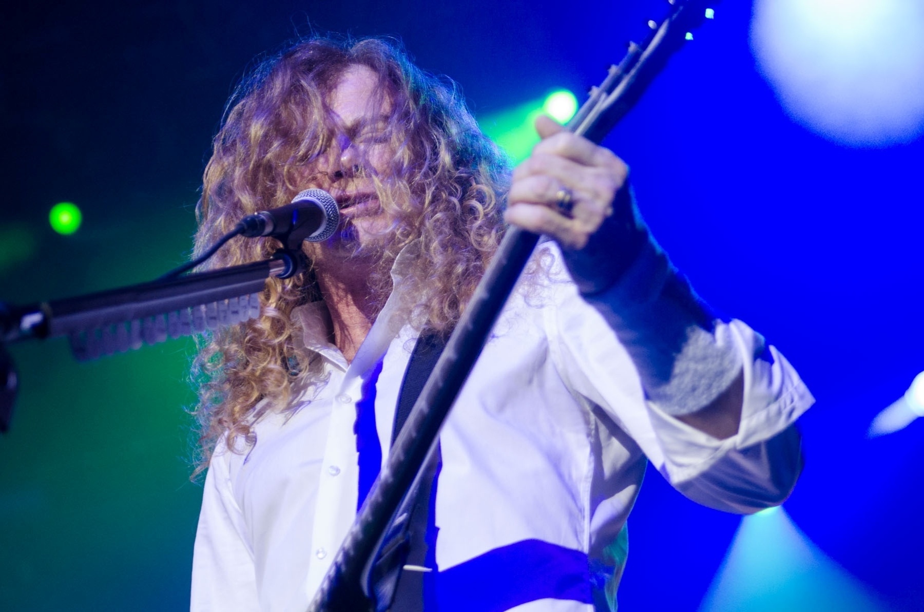 04.mai.2014 - Dave Mustaine estava visivelmente bem humorado e conversou com a plateia durante vários momentos do show no Espaço das Américas, em São Paulo - Edi Fortini/UOL