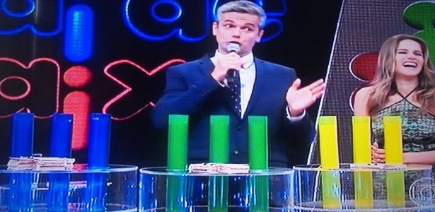 Otaviano Costa apresenta "8 ou 800" dentro do "Vídeo Show"; trata-se de mais uma tentativa da emissora em salvar o ibope do programa