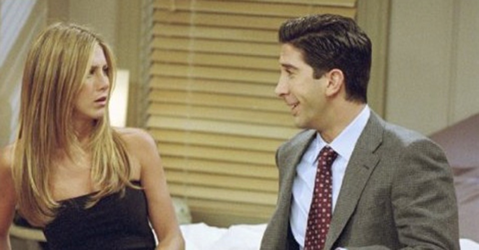 Ross (David Schwimmer) e Rachel (Jennifer Aniston) em "Friends"