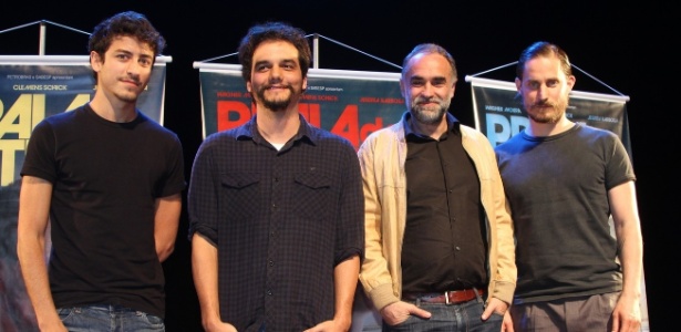 Jesuíta Barbosa, Wagner Moura, Karim Aïnouz e Clemens Schick, durante entrevista coletiva de "Praia do Futuro", em São Paulo - Thiago Duran/AgNews