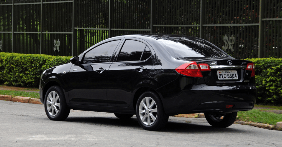 JAC J3 Turin 1.5 S JetFlex 2015 - Murilo Góes/UOL