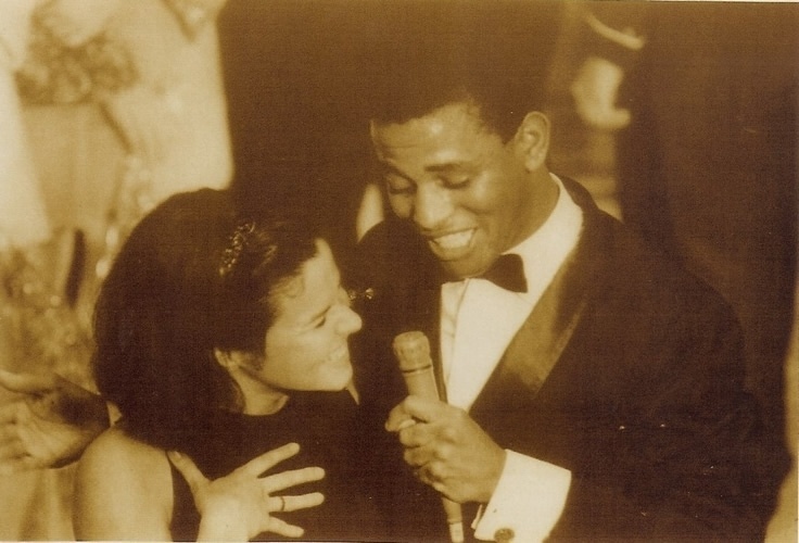 1964 - Em pleno período de efervescência da música brasileira, o programa "O Fino da Bossa", estrelado por Jair Rodrigues e Elis Regina, foi marcante para a história da MPB - Divulgação