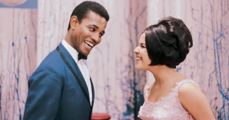 1964 - Em pleno período de efervescência da música brasileira, o programa "O Fino da Bossa", estrelado por Jair Rodrigues e Elis Regina, foi marcante para a história da MPB - Divulgação