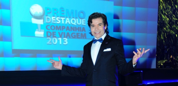 Márcio Moraes, apresentador do programa Companhia de Viagem, durante a edição 2013 do prêmio - Divulgação