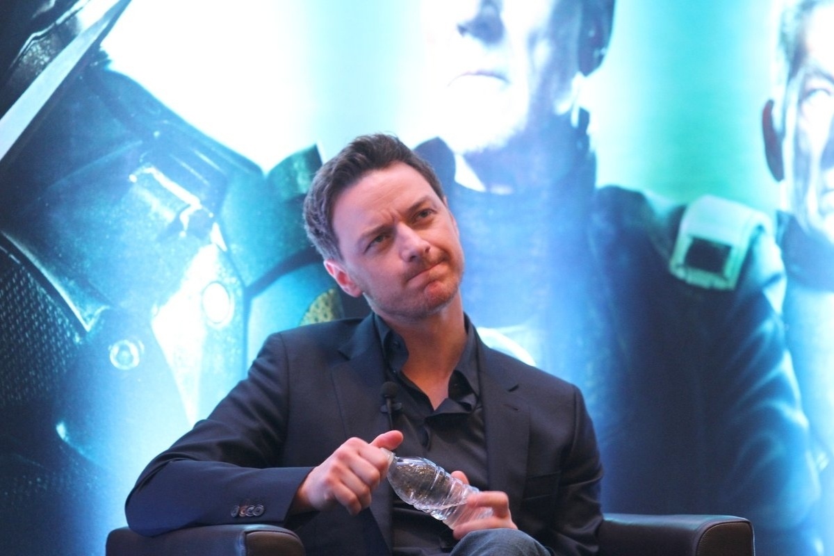 14.mai.2014 - James McAvoy participa de coletiva de imprensa do filme "X-Men: Dias De Um Futuro Esquecido" em São Paulo - Caio Duran e Thiago Duran/AgNews