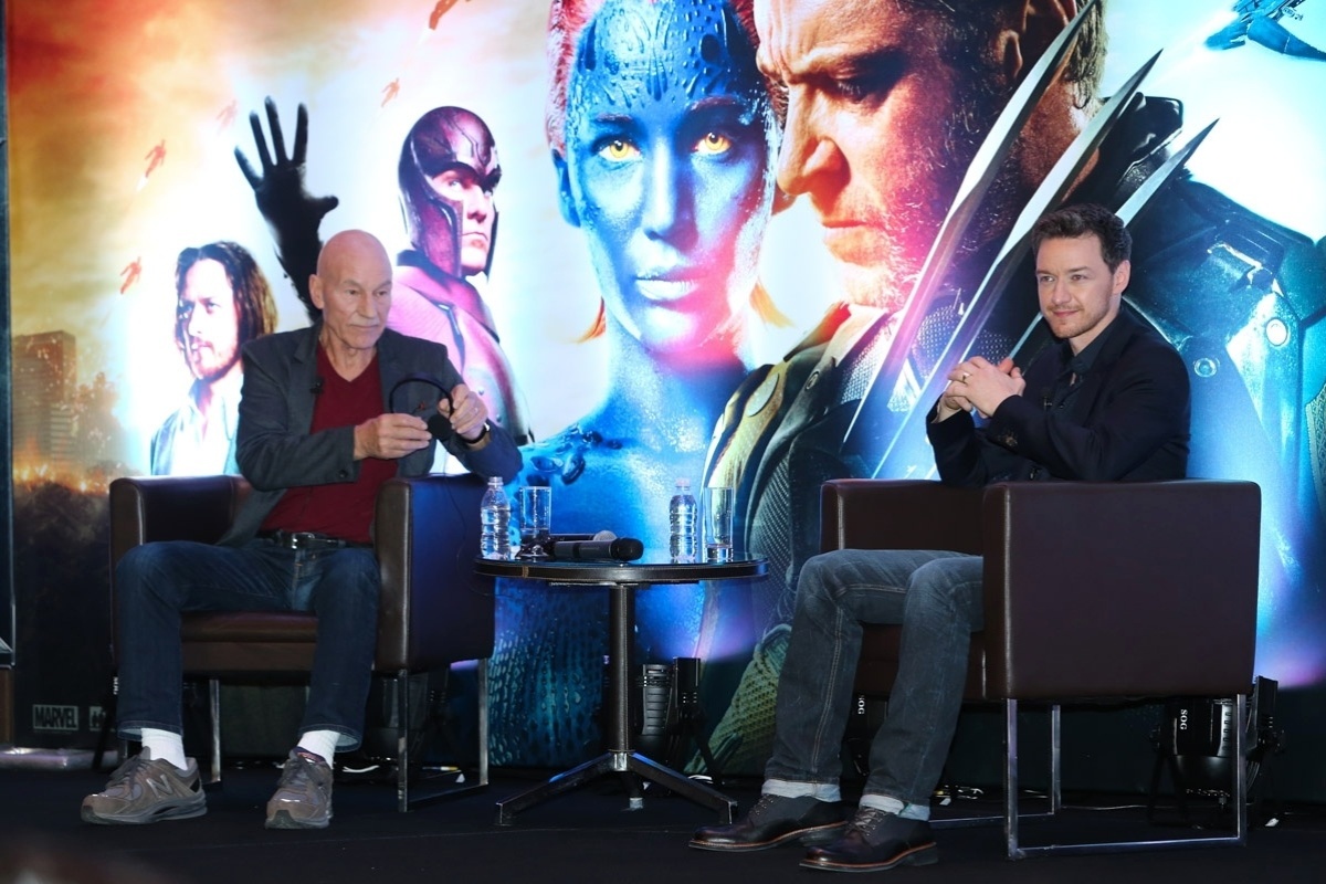 14.mai.2014 - Patrick Stewart e James McAvoy, astros do filme "X-Men: Dias De Um Futuro Esquecido", realizaram uma coletiva de imprensa na tarde desta quarta-feira (14/5), em São Paulo - Manuela Scarpa/Photo Rio News