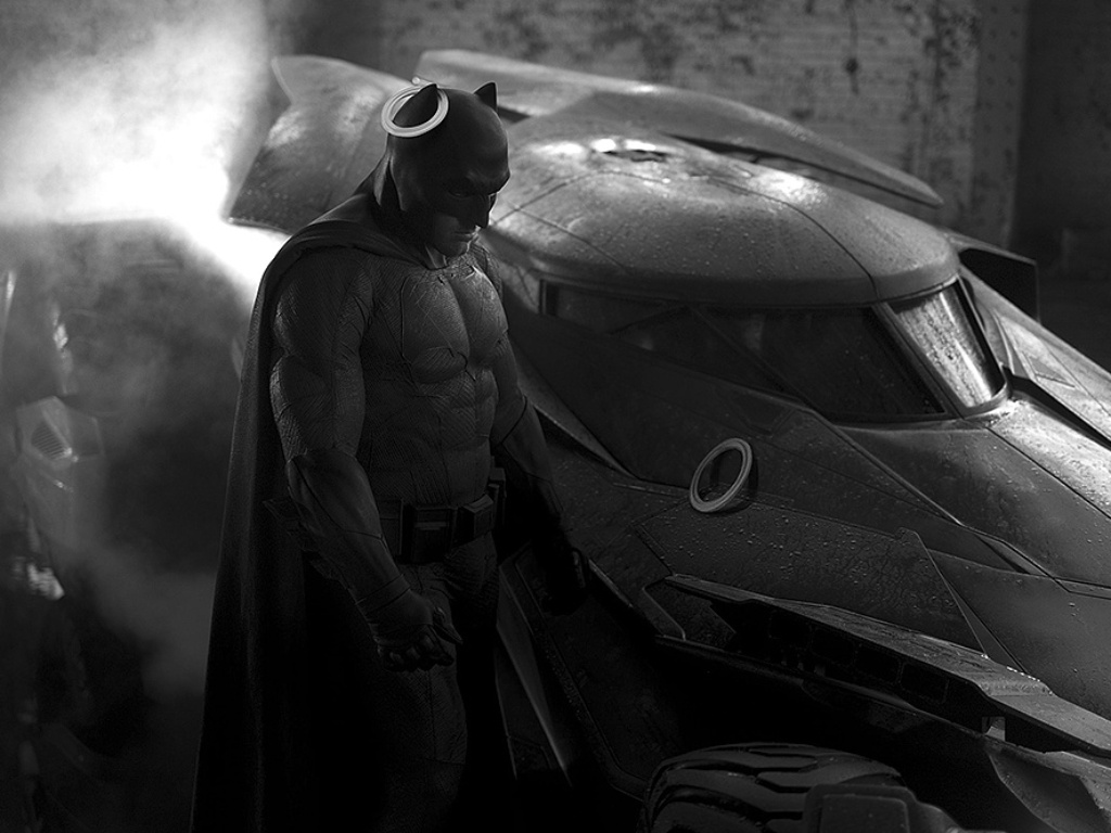 Crianças não levam Batman à sério e brincam de jogar argolas em suas orelhas. O blog "Why so sad Batman?" traz diversas sátiras que explicariam porque o Cavaleiros das Trevas estaria tão deprimido na primeira imagem divulgada de "Batman Vs. Superman" - Reprodução/whysosadbatman.tumblr.com/