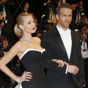 O ator Ryan Reynolds e sua mulher, a atriz Blake Lively