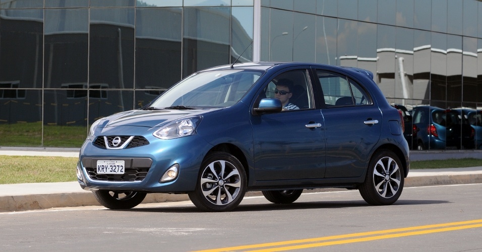 Nissan New March 1.6 SL - Murilo Góes/UOL