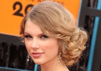 Currículo da beleza: Taylor Swift exibe look romântico e retrô; copie - Getty Images