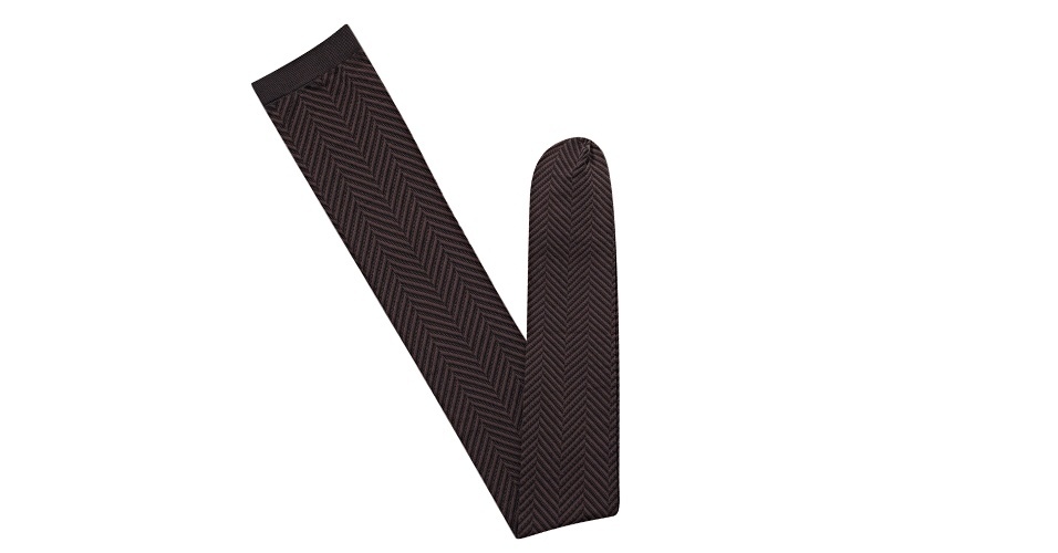 Meia-calça modelo "chevron" fio 70, da Lupo. Preço sugerido: R$ 32. SAC: 0800-7078214 | Preço e disponibilidade pesquisados em maio de 2014 e sujeitos a alterações - Divulgação