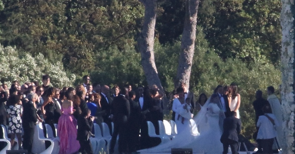 24.mai.2014 - Casamento de Kim Kardashian e Kanye West no Forte di Belvedere, em Florença. O único irmão da estrela de reality show, Rob, brigou com a noiva e desistiu de ir à cerimônia na última hora