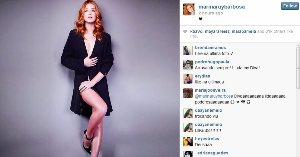 26.mai.2014 - Marina Ruy Barbosa compartilhou imagem de ensaio fotográfico. Na foto, a atriz aparece sexy deixando aparecer as pernas e decotada