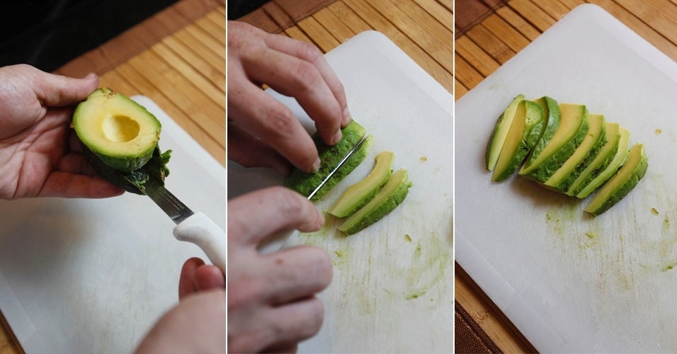 Tire com cuidado o avocado da casca, depois, corte-o em fatias pequenas - Reinaldo Canato/UOL