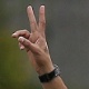 Neymar tatua cruz na mão semelhante a da namorada, Bruna Marquezine - AFP
