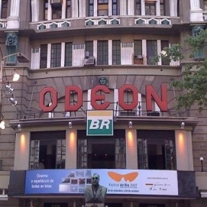 Fachada do Cine Odeon, no Rio - Reprodução