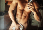 Brasileiro, ex de Marc Jacobs, faz selfie pelado e mostra no Instagram - Reprodução/Instagram/harry_louis