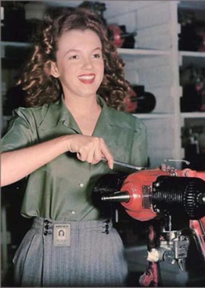 Antes de ser Marilyn Monroe,  Norma Jeane Mortensen trabalhou no setor bélico durante a II Guerra Mundial - Reprodução