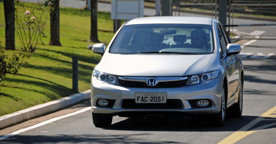 Honda Civic LXR 2014 - Murilo Góes/UOL