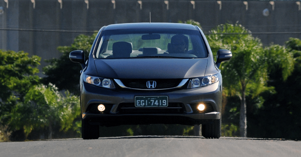 Honda Civic LXR 2.0 FlexOne - Murilo Góes/UOL