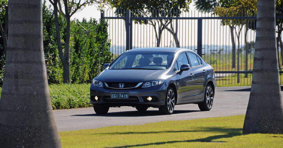 Honda Civic LXR 2015 - Murilo Góes/UOL