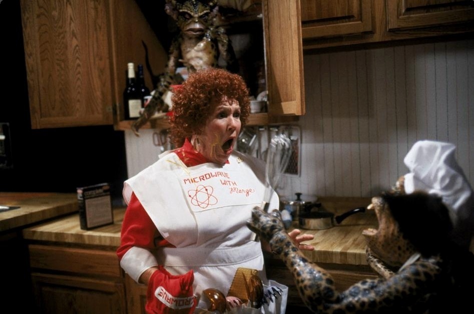 Cena do filme "Gremlins" (1984), produzido por Steven Spielberg - Divulgação
