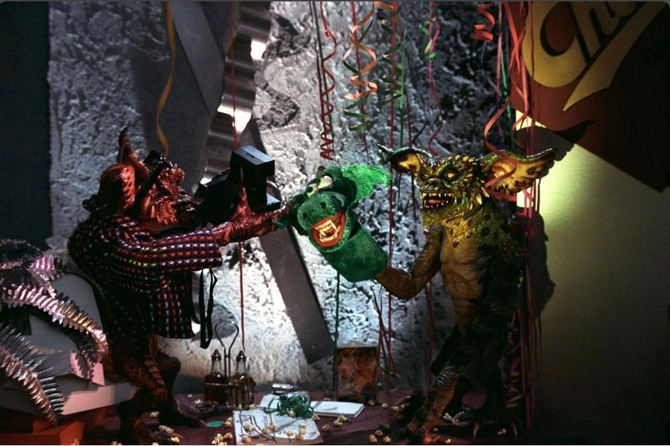 Cena do filme "Gremlins" (1984), produzido por Steven Spielberg - Divulgação