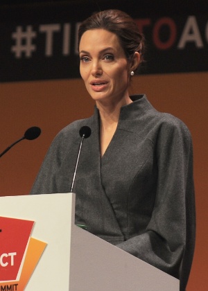 Angelina Jolie, que vai dirigir filme sobre defensor de elefantes africanos - ZumaPress