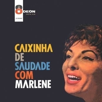 Capa de "Caixinha de Saudade", um dos mais de 30 álbuns de sua discografia - Reprodução