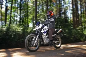 Yamaha XTZ 150 Crosser, para trilhas urbanas