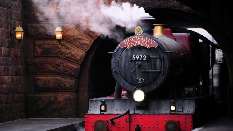 O Expresso de Hogwarts transporta alunos da Estação de King's Cross à Escola de Magia e Bruxaria de Hogwarts  - REUTERS/David Manning - REUTERS/David Manning